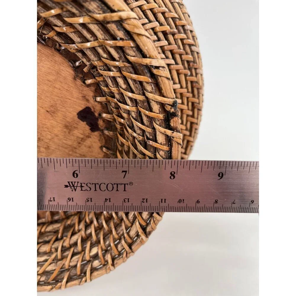 Handwoven Wicker Vase Decorative Accent Piece With Textured Weave & Wide Rim Des